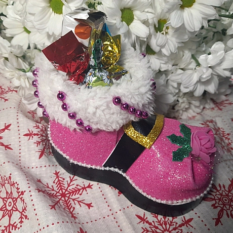 Усім привіт, моя мама робить ось такі чобітки власними руками. Можливо хтось із вас хоче порадувати своїх діток перед святами. В... - Костефка Крістіна on we.ua