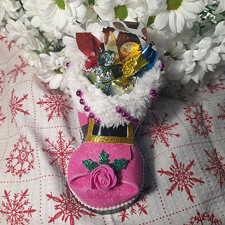 Усім привіт, моя мама робить ось такі чобітки власними руками. Можливо хтось із вас хоче порадувати своїх діток перед святами. В... - Костефка Крістіна on we.ua