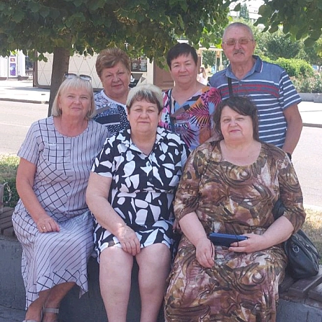 3.08.2024р.На невидимих крилах роки відлітаютьІ з ними назавжди наша молодість йде.Але є ще в нас сили, які нас тримають.До... - Леонід Биков на we.ua