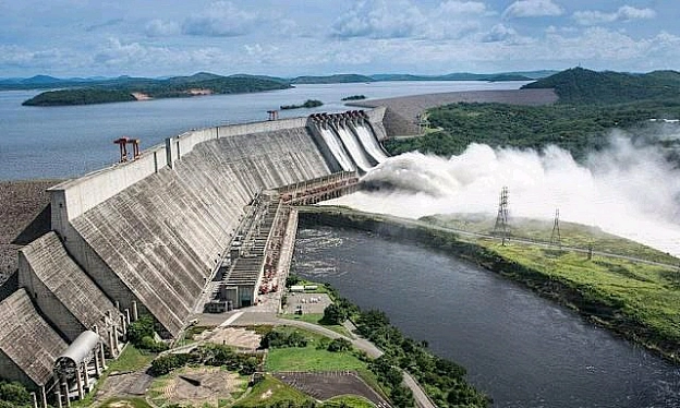 💧 Гребля ГуріГребля Гурі в Боліварі, Венесуела, є найбільшою греблею у світі за об’ємом водосховища. Водосховище греблі може в... - Ihor Chaban on we.ua