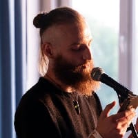 Mark Yavorovskyi на we.ua